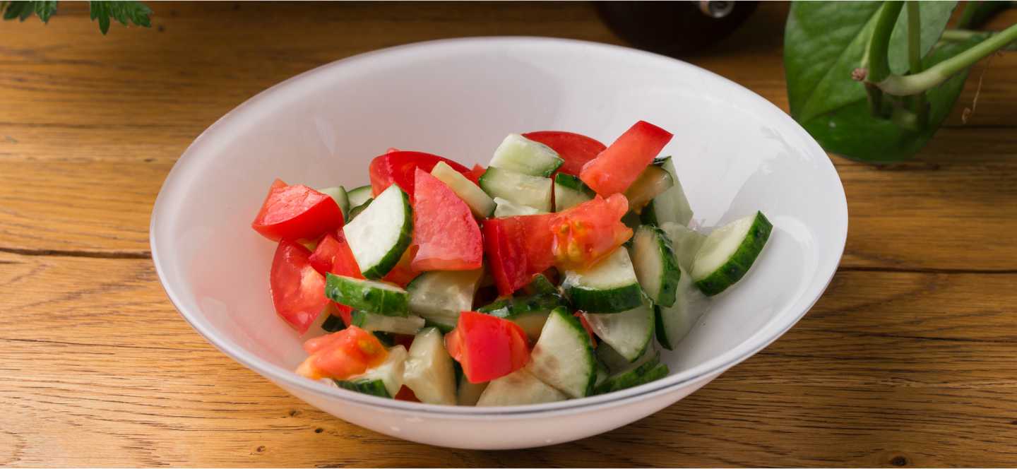 Салат овощной с маслом