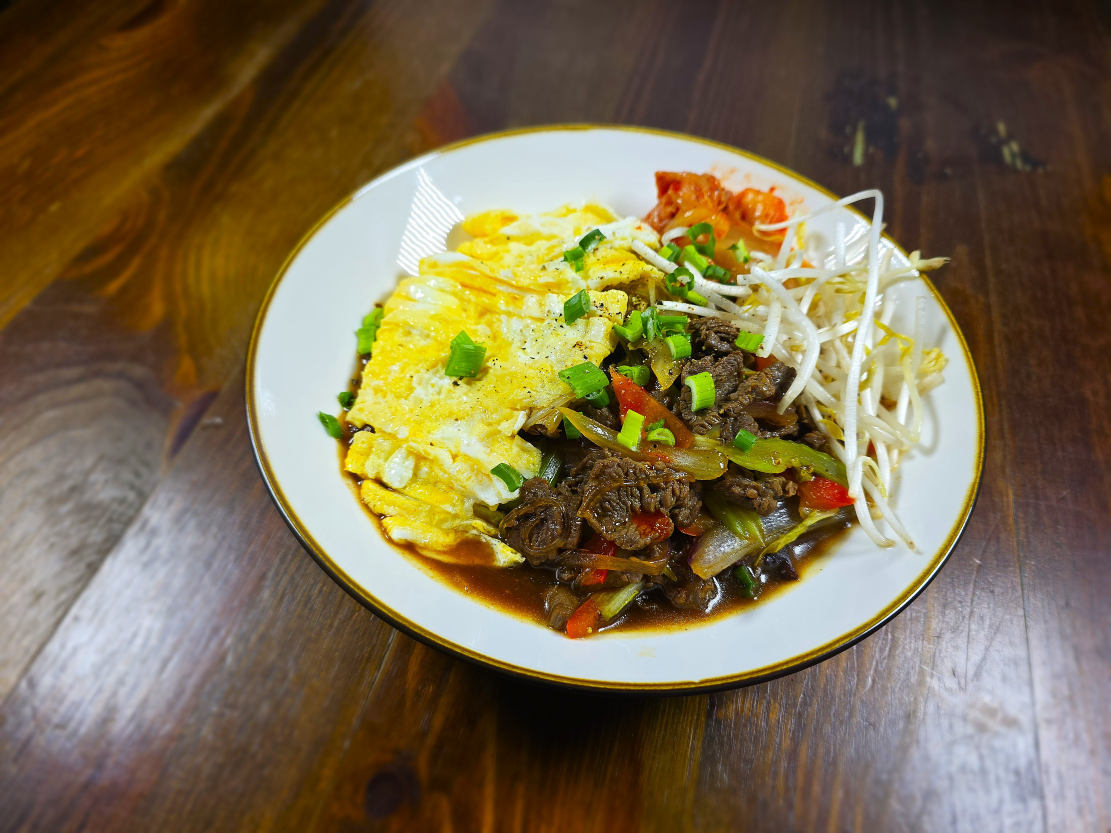 Фунчоза с говядиной кимчи