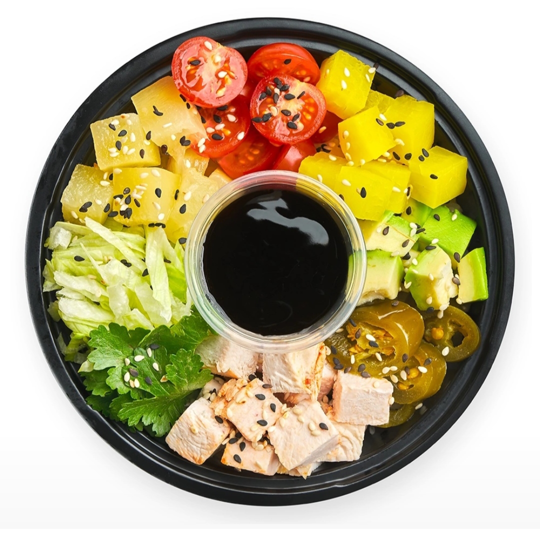 Поке с курочкой и такуаном