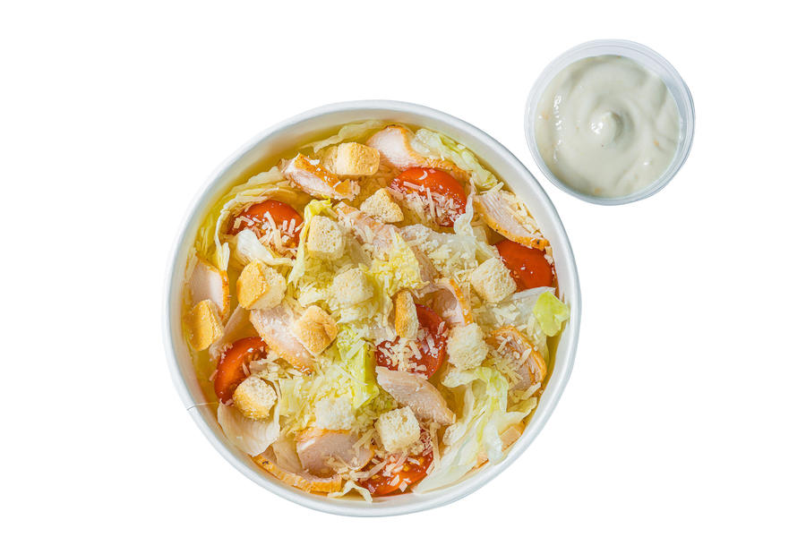 Салат цезарь с цыплёнком