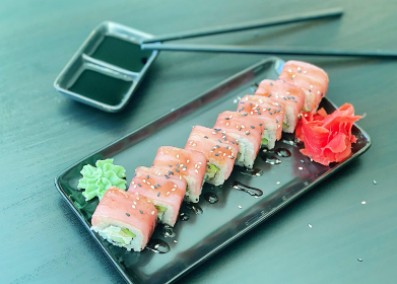 Туна Урамаки