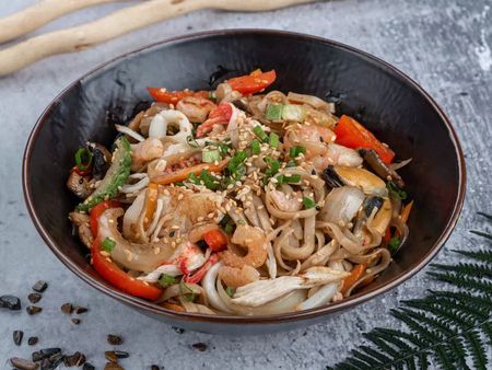 Wok морепродукты