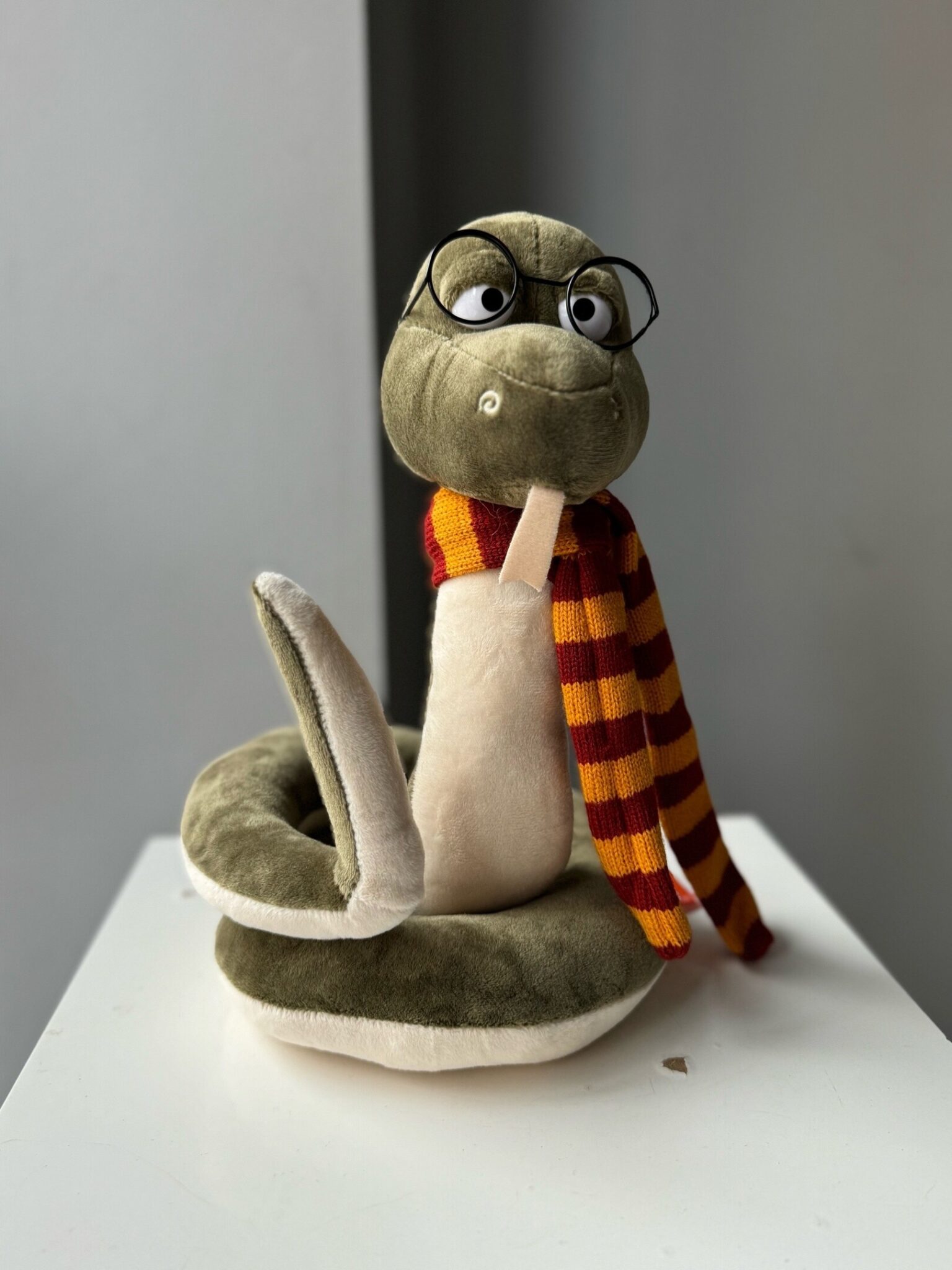 Игрушка Змей Гарри 25см