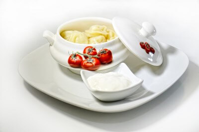 Пельмени с курицуй с бульоном