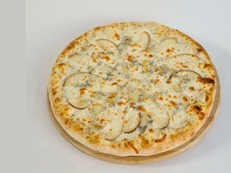 Груша-горгондзола 40см