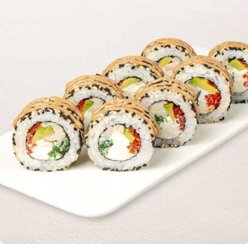 Цыпленок Чука с ореховым соусом ролл