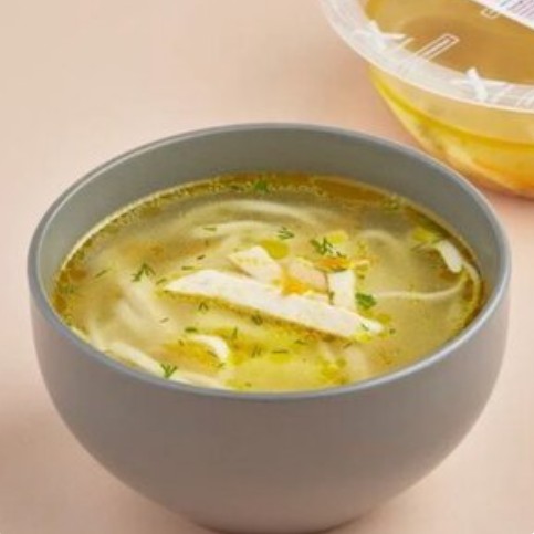 Суп куриный с лапшой