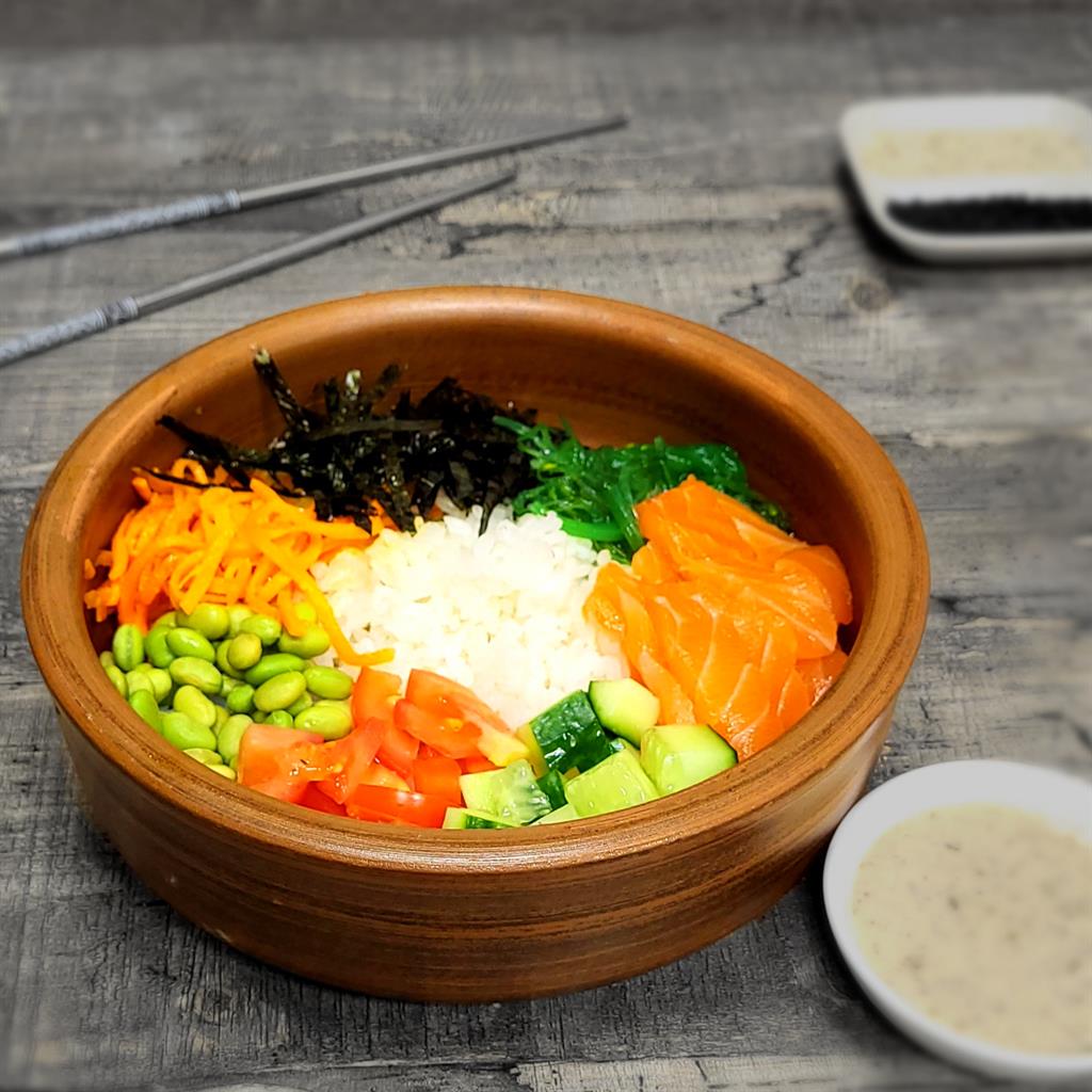 Поке с лососем