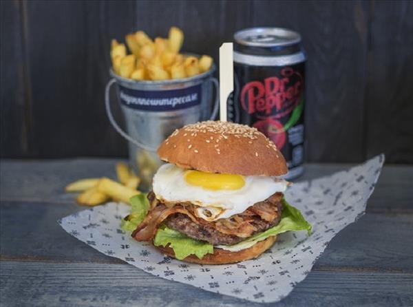 Бургер "Дядя Федор"