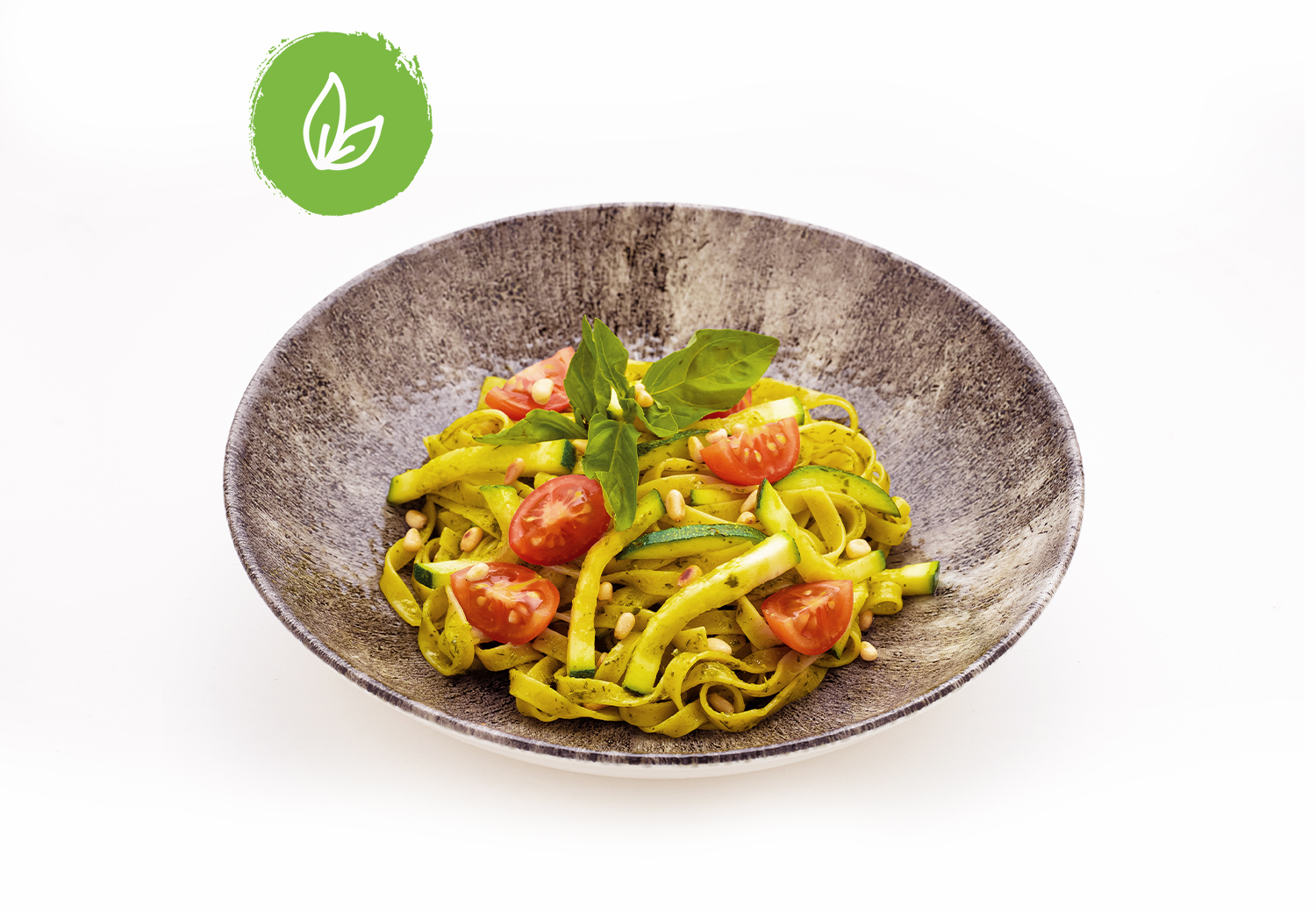 Паста с томатами и соусом песто