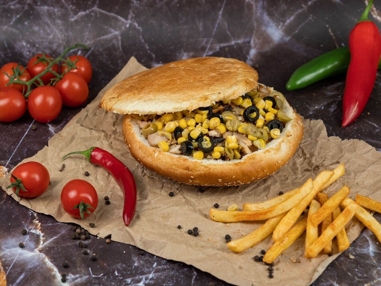 Фахитос в булке куриный