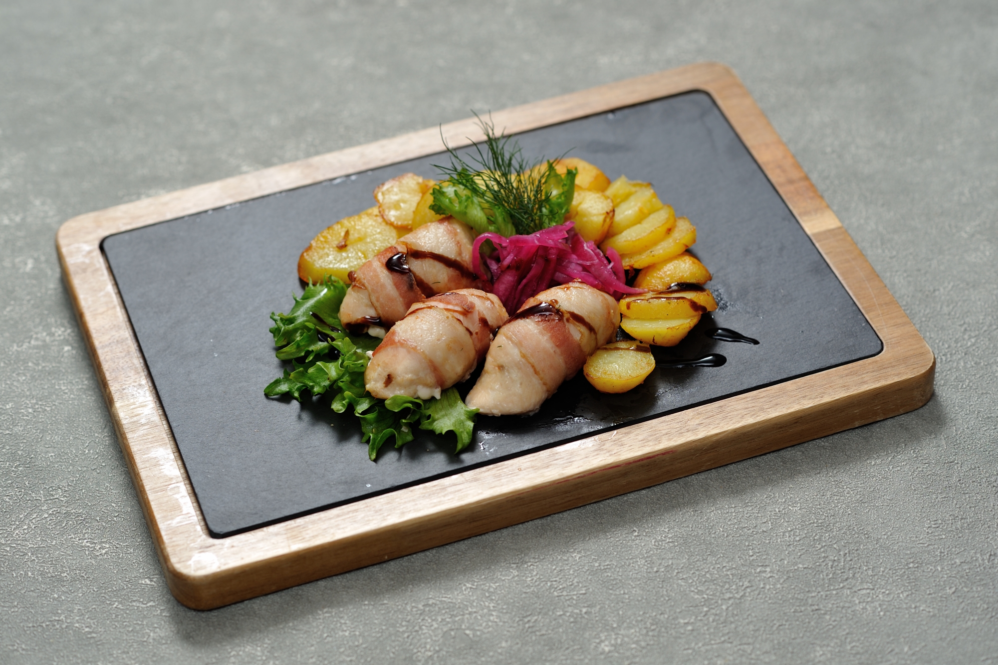 Рулетики в беконе