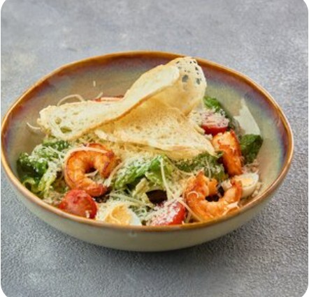 Салат Цезарь с креветками