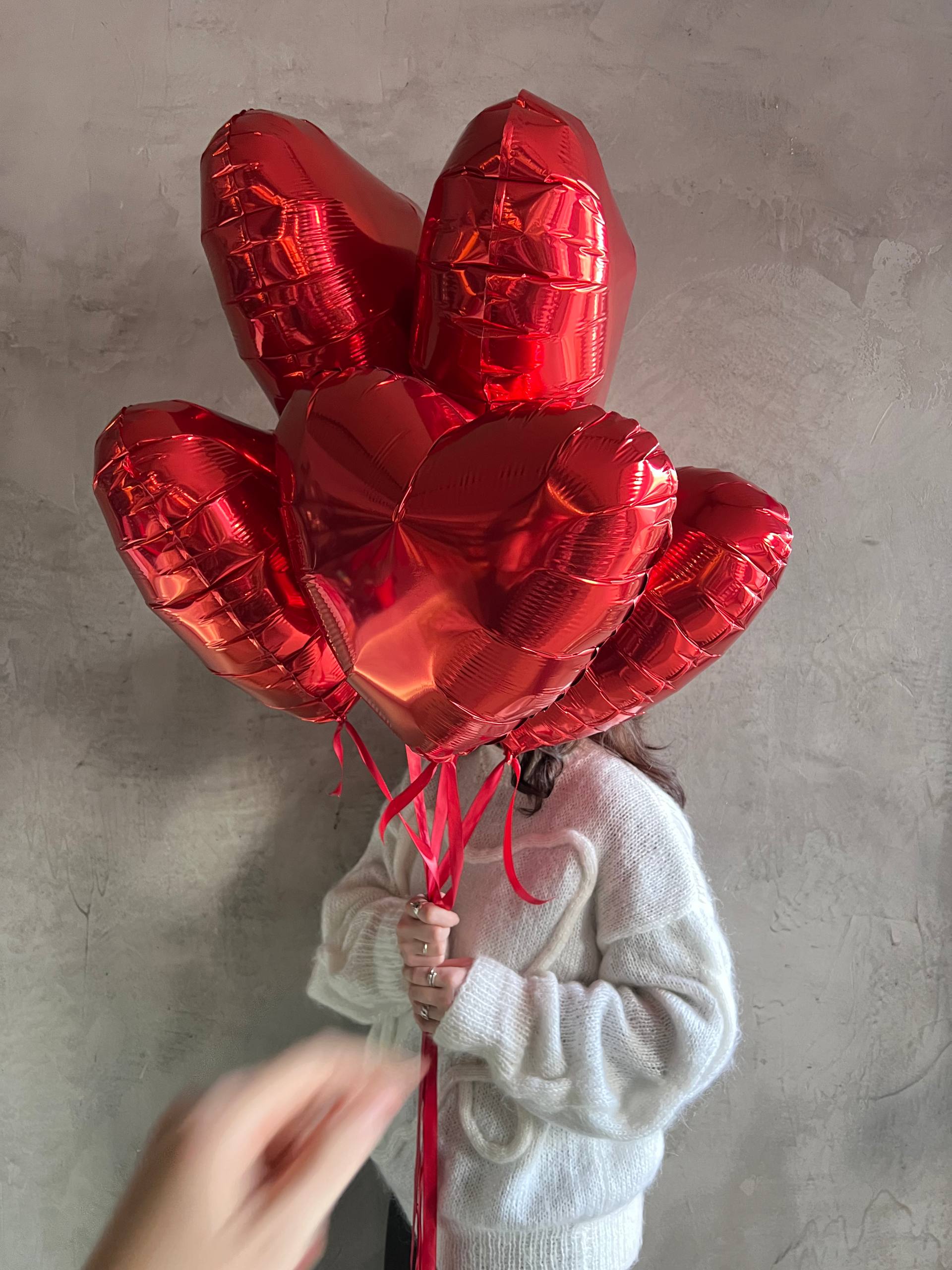 5 фольгированных шаров «ЛЮБЛЮ»