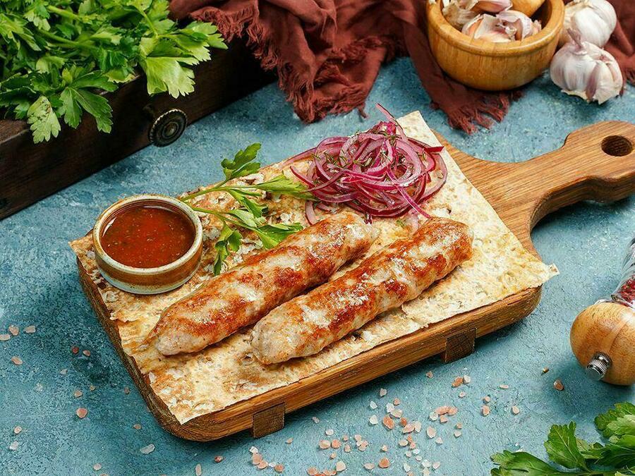 ЛЮЛЯ-КЕБАБ ИЗ КУРИЦЫ 170/80 гр.