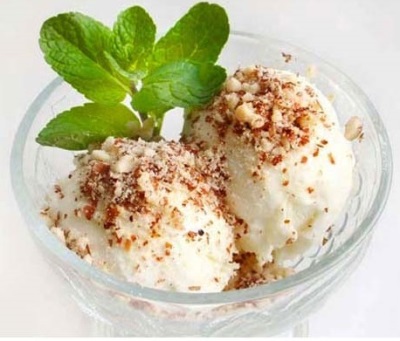 Мороженное с орешками