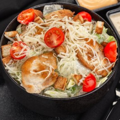 Цезарь с цыплёнком