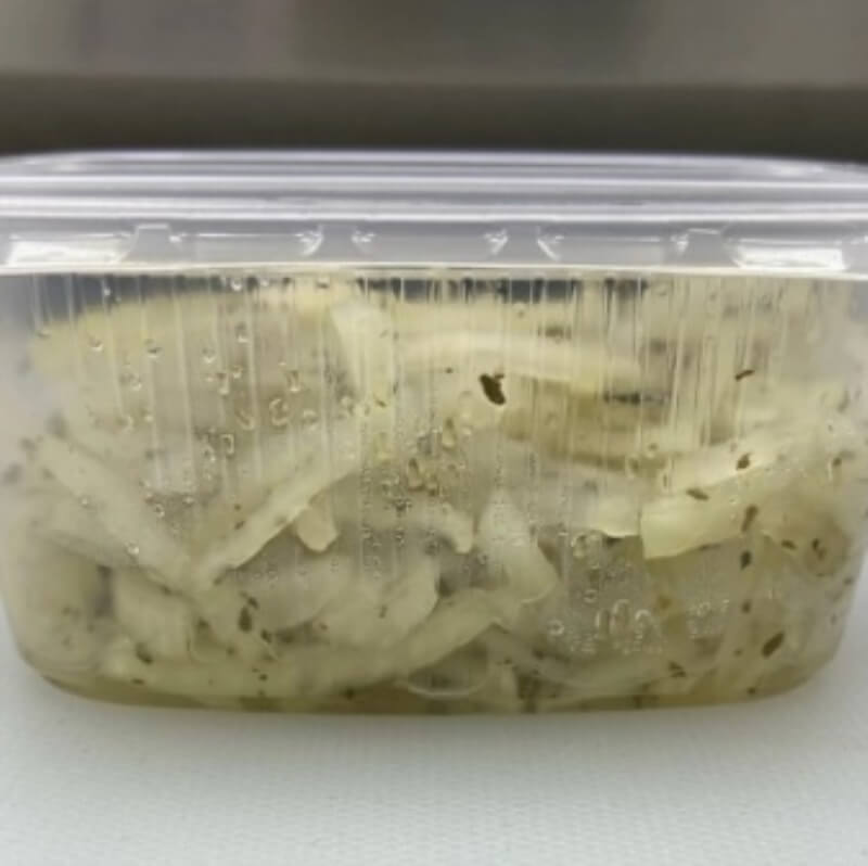 Лук маринованный