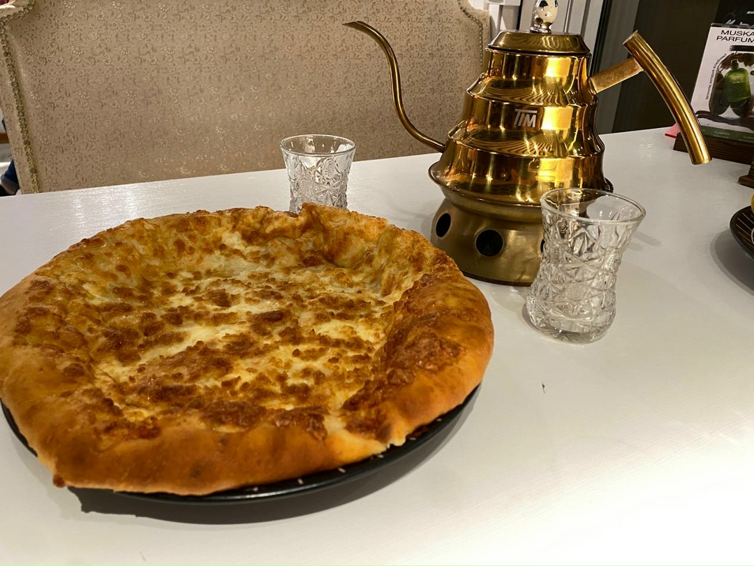 Хачапури по-мегрельски