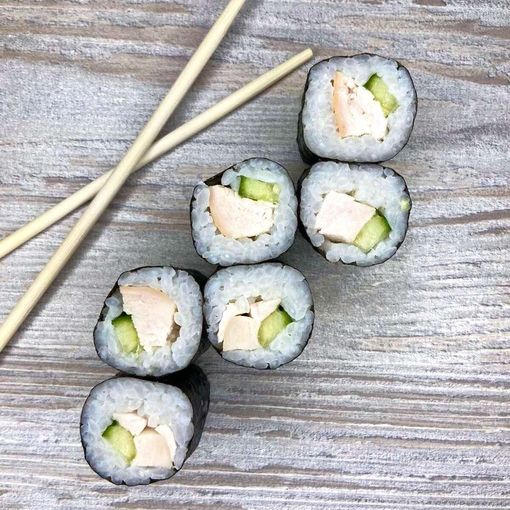 Классический с курицей и огурцом 6шт.