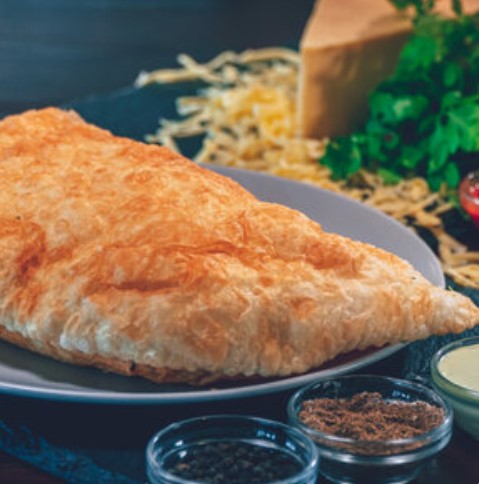 Чебурек с сыром и зеленью 100г