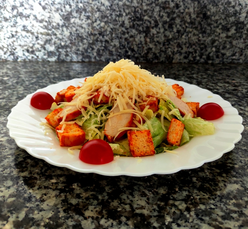 Цезарь с курицей