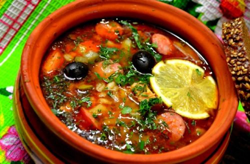 Солянка мясная