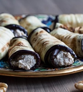 Баклажаны с грецкими орехами