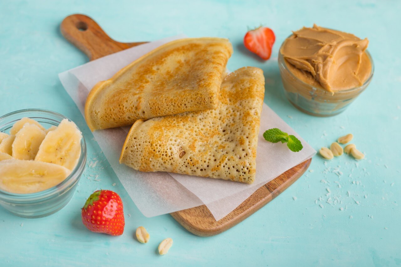 Веганские блины с арахисом и бананом
