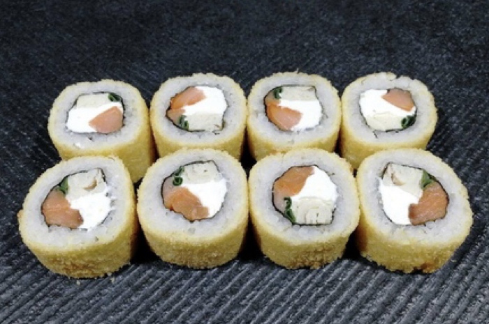 Жаренный ролл "Love"