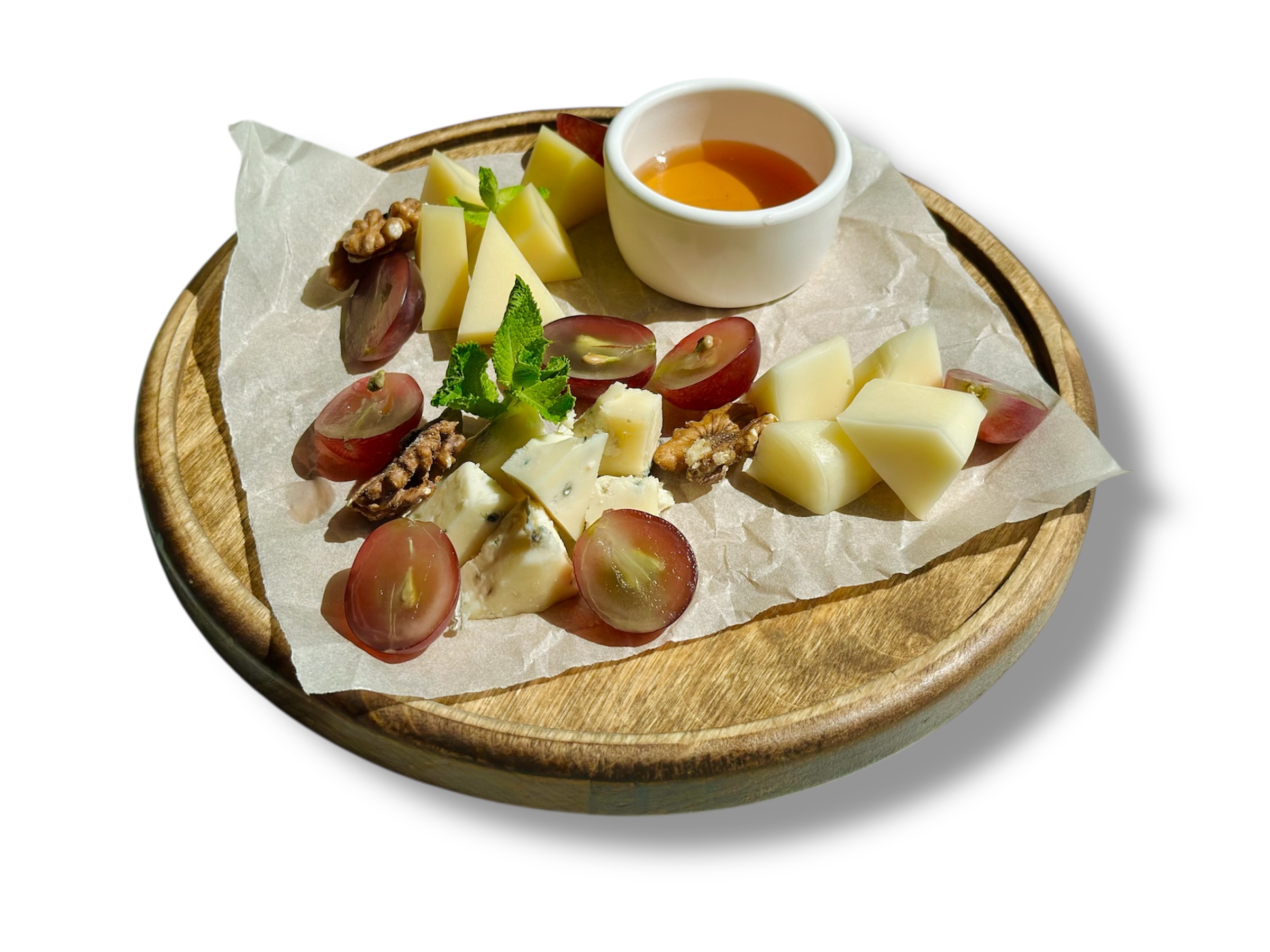 Нарезка сырная