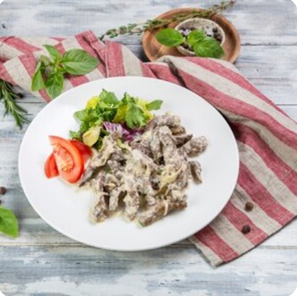 Печень говядины по-строгановски