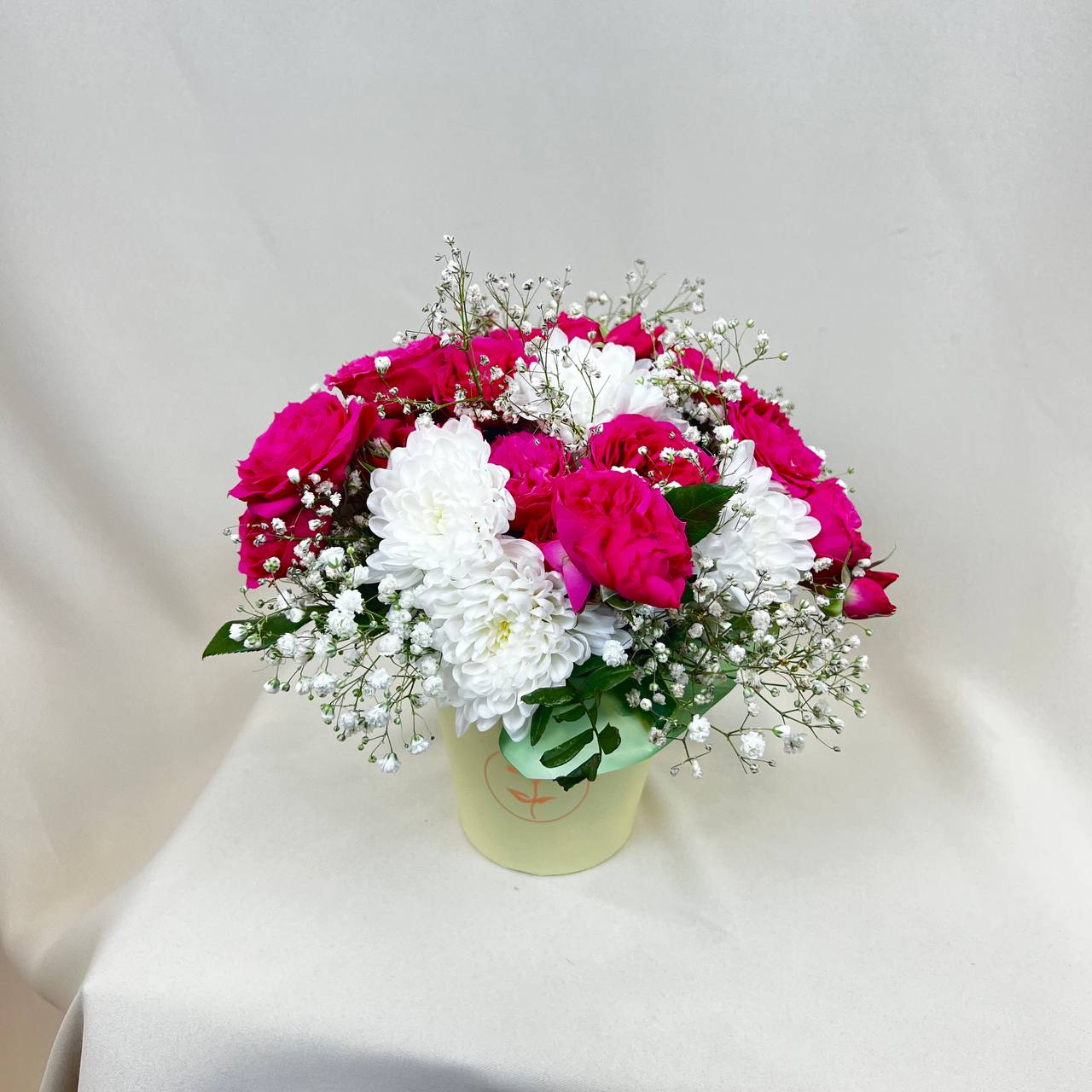 Композиция с кустовой розой