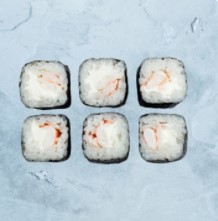 Ролл с креветкой и нежным сыром