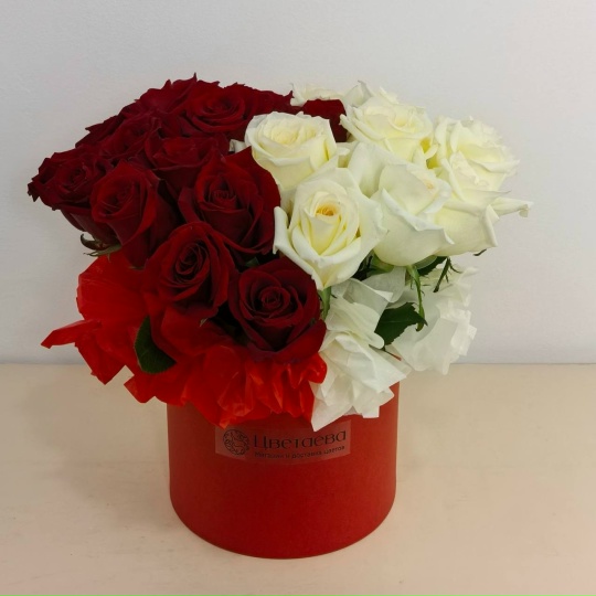 Цветочная композиция «Романтичный дуэт»