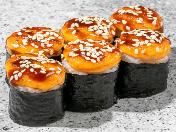 Запеченный мини ролл с лососем