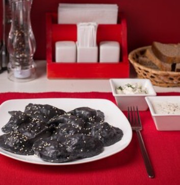 Скаты с креветкой и кальмарами