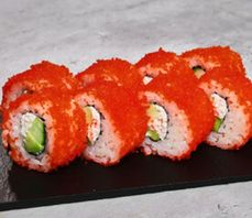 Ролл Калифорния с крабом