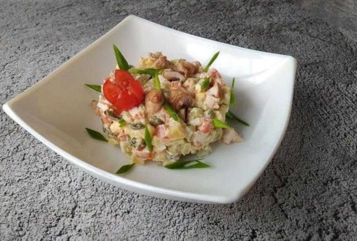 Оливье с курицей
