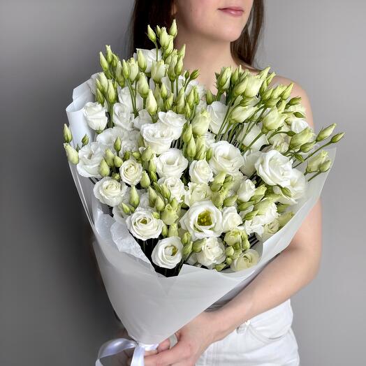 Нежный букет белый лизиантус эустома