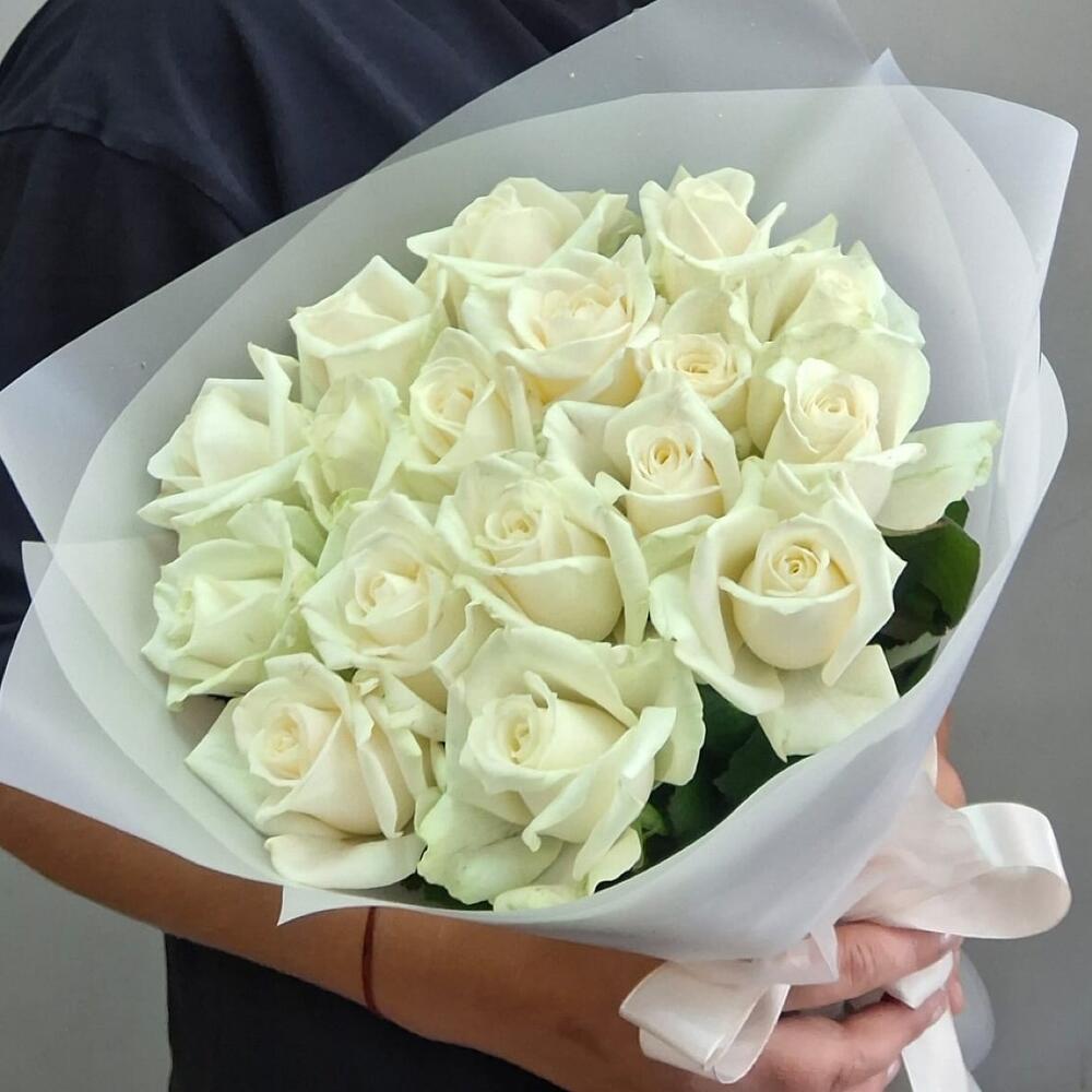 1 Букет Белых роз 19 шт 