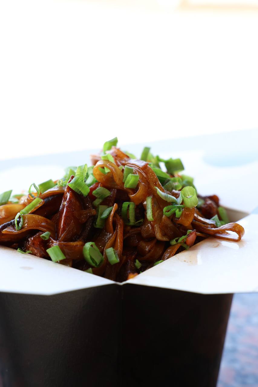 Рисовая лапша с говядиной