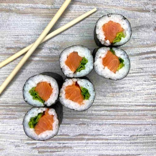 Классический с копчёным лососем и луком 6шт