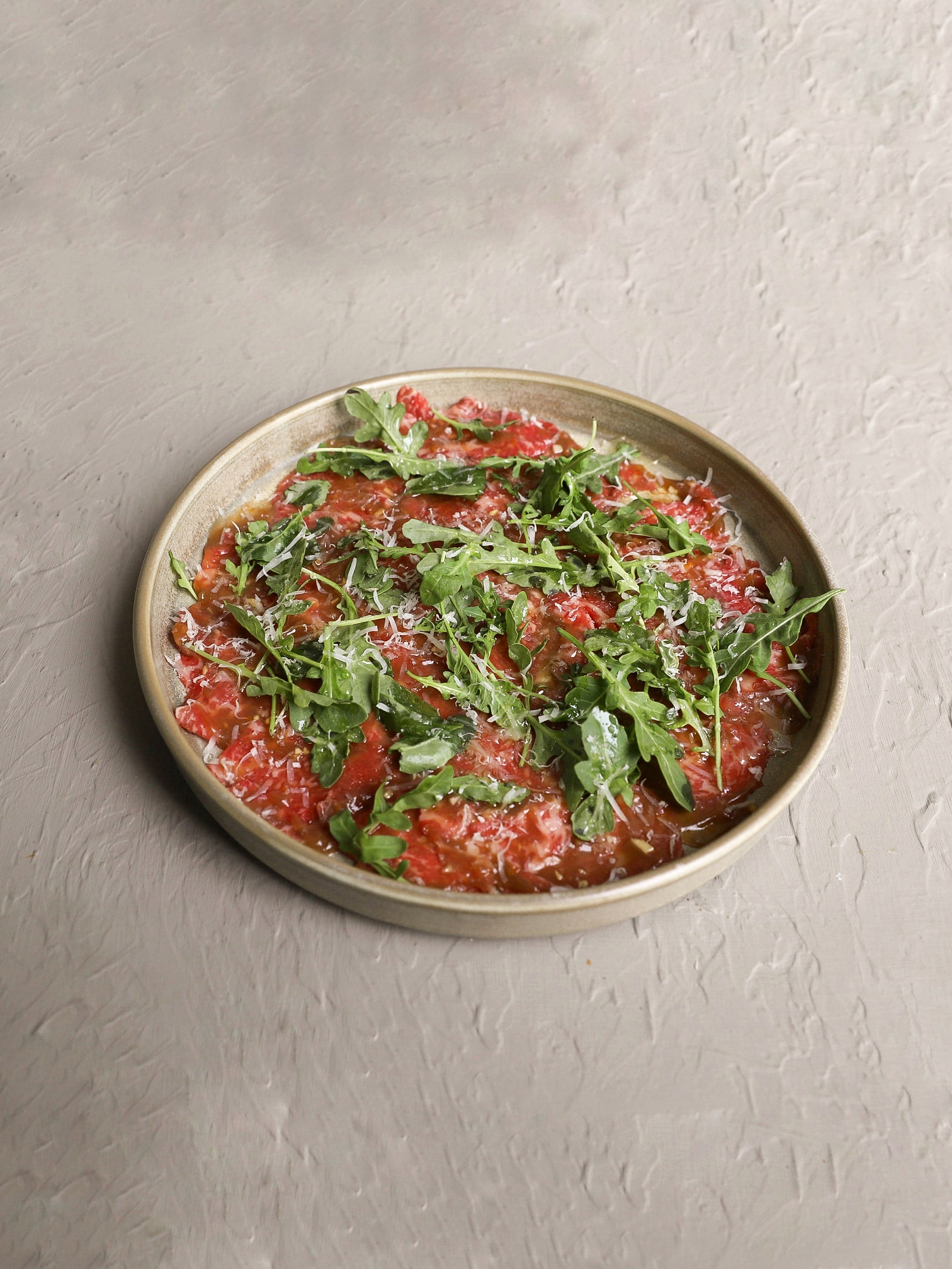 Карпаччо из говядины с цитрусовым понзу