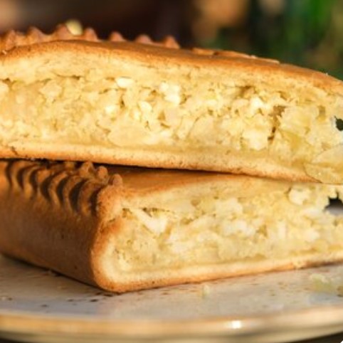 Пирог со свежей капустой