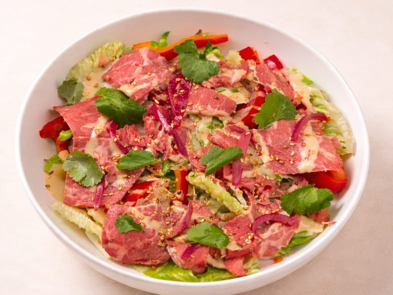 Салат с ростбифом