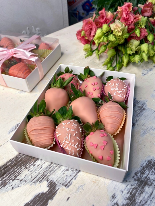 Набор клубники в шоколаде