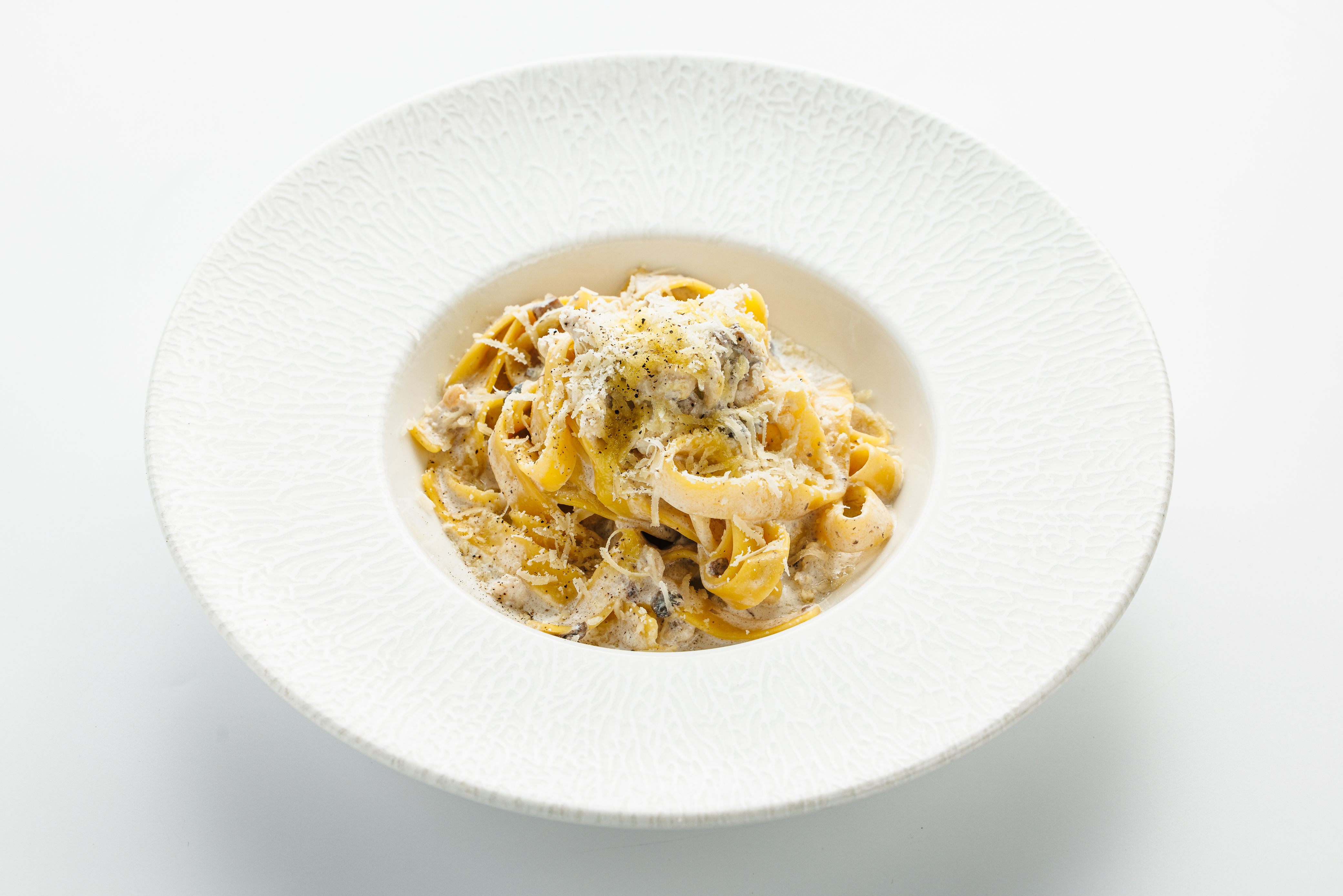 Паста с цыплёнком, грибами и трюфелем