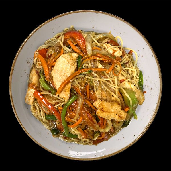 Wok с курицей удон
