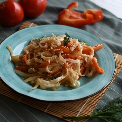 Удон по-сычуаньски с курицей
